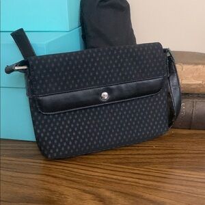 Harrods  vintage black shoulder Bag 131